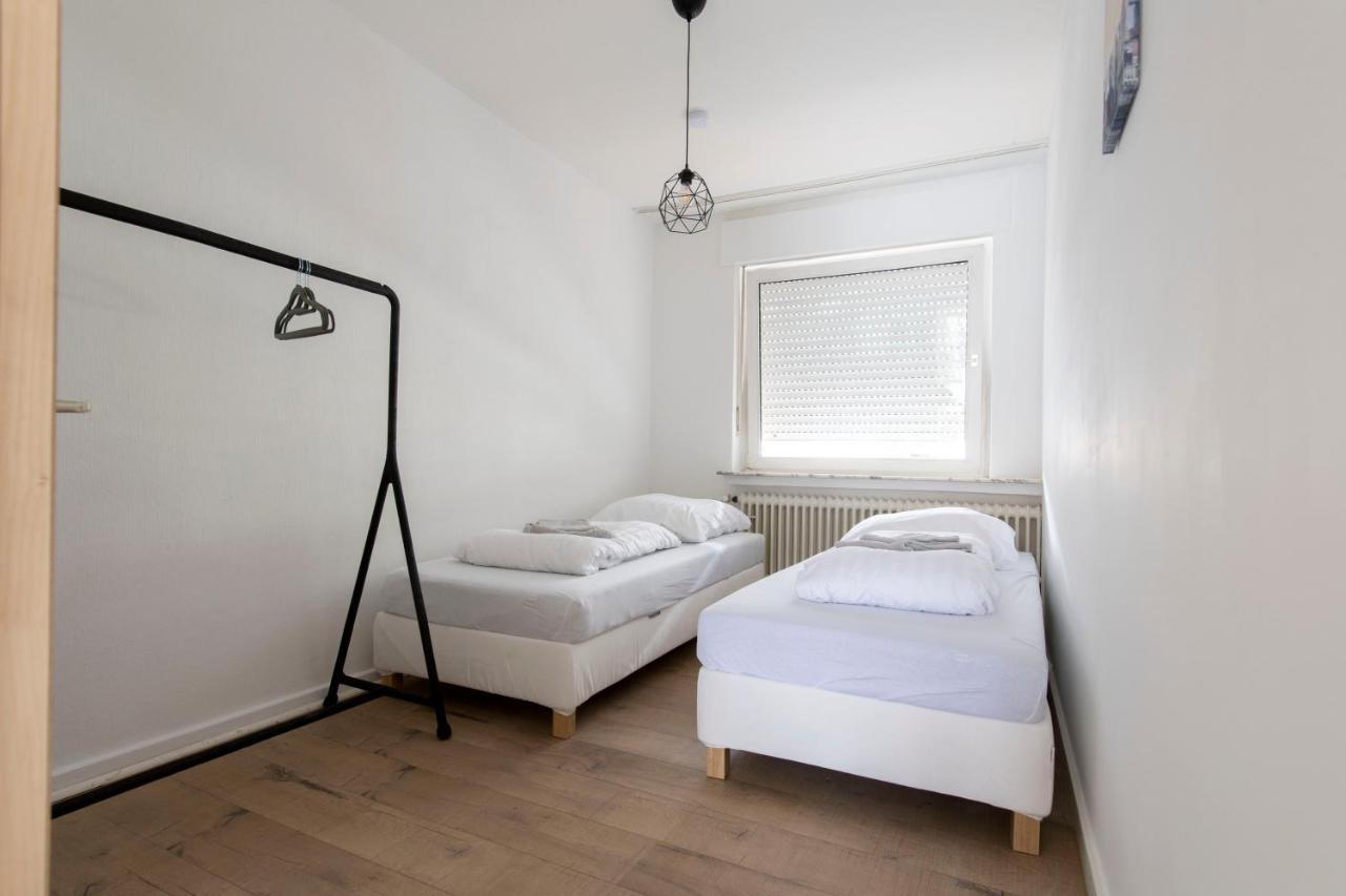 Workers Home- Central - 8 Single Box Spring Beds - Near Enschede Gronau  Exterior foto
